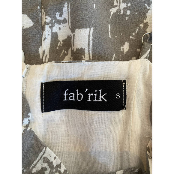 Fabrik Gray and White Print Dress - Picture 4 of 5